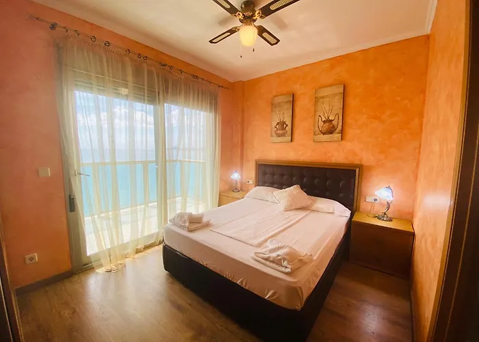 Euromarina Frontal By Alina365 拉曼加戴尔马尔梅纳